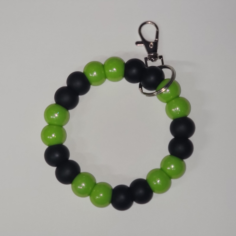 Keychain wristlet
